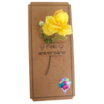Cartão com flor e frase “Feliz Aniversário” – entrega em São Bernardo do Campo, Santo André e São Caetano do Sul